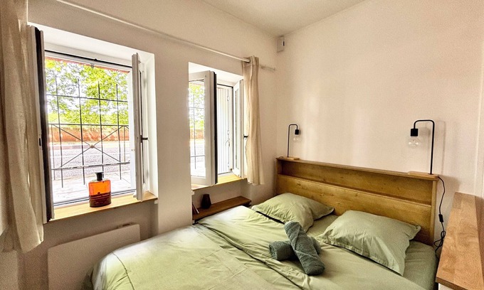 Carmes Apartment | L'écrin de Tounis - Cosy studio overlooking the Garonne River