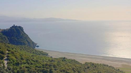 Nonza House | L'Elementariu