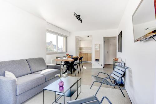 Saint-Cast-le-Guildo Apartment | L'Emérillon - Appt à 200m de la plage