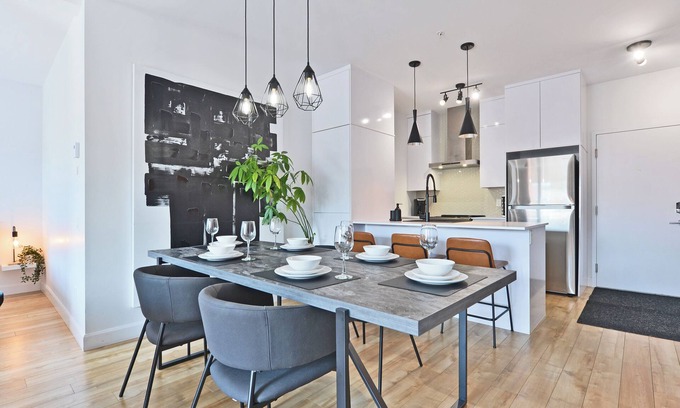 La Cite-Limoilou Apartment | L'espace urbain - Parking & Gym - Downtown