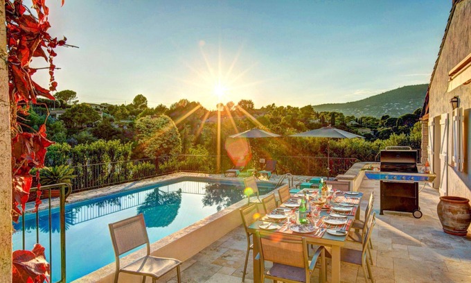 Peymeinade Villa | L'Estelan - Six Bedroom Villa, Sleeps 12