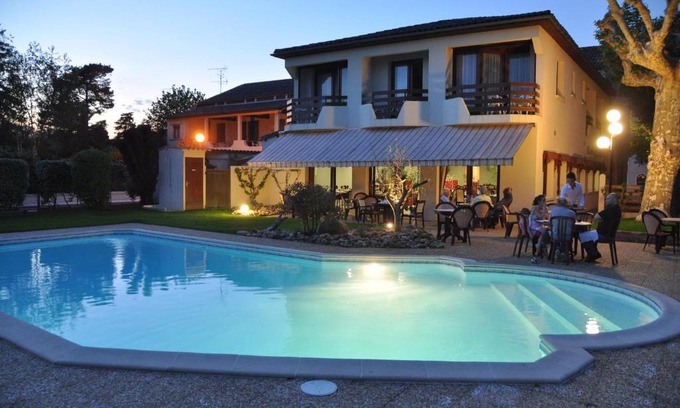 Allemans-du-Dropt Hotel | L'Etape Gasconne