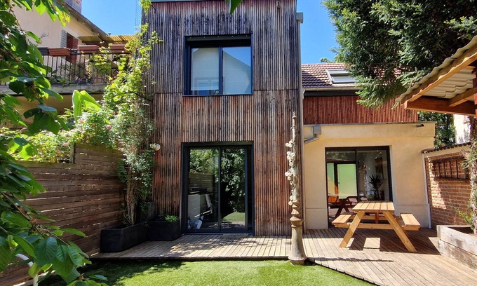 Saint Joseph/Mittelharth House | L'evasion - Maison Avec Jardin et 2 Places de Parking Privé