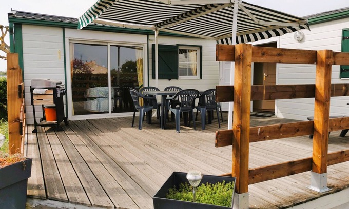 Brem Sur Mer House | L'Evasion - Mobil Home - Heated pools