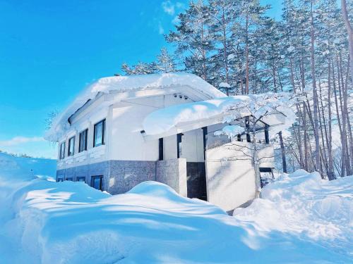 Iimori Apartment | L!fe Apartment Hakuba