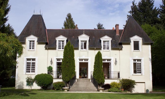 Saint-Martin-des-Champs House | L'Hermitage