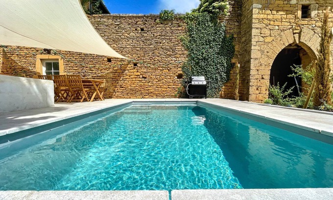 Cogny House | L’Heure Dorée – At the Heart of Beaujolais