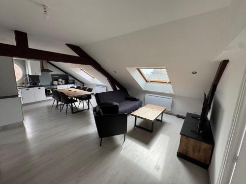 Lucquy Apartment | L'Horizon Silencieux Loft