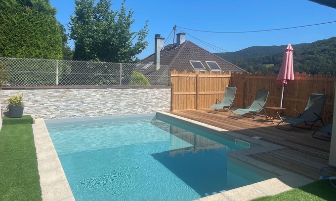 Munster House | L'Impasse for families: apartment 4-6 people with private spa and swimming pool
