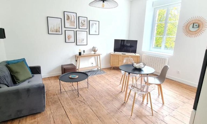 Pontivy Apartment | L'Imperial 6 - T2 - Centre ville - 1er étage