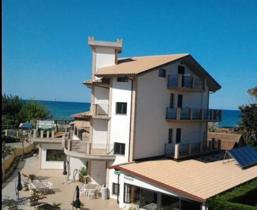 Silvi Marina House | L'isola felice