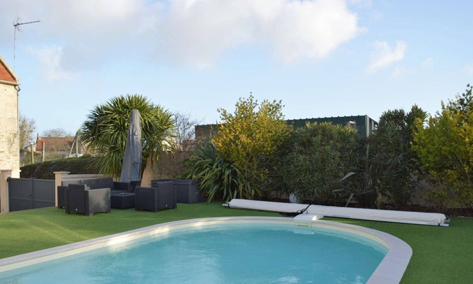 Banville Villa | L'Obélix - Swimming pool, jacuzzi, billiards, near the beach