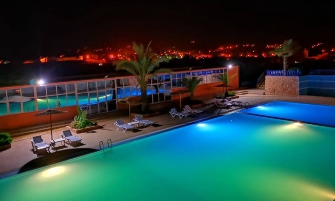 Marrakech Bed & Breakfast | L'oliveraie du Barrage Sleeps 20 to 30