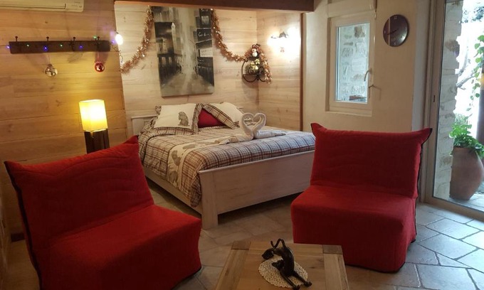 Vallon-Pont-d'Arc House | L'Olivier Chez Mamé Marthe