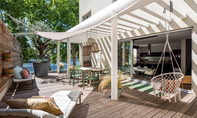 5th Arrondissement House | L'Olivier - Contemporary House
