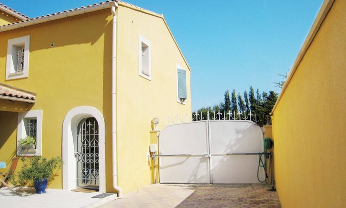 L'Isle-sur-la-Sorgue House | L'OLIVIER: Provencal house with all comforts. Swimming pool & air-conditioning, PK pets allowed.
