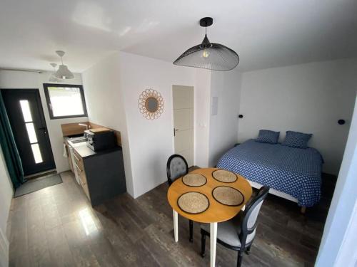 Mont-Saint-Aignan Apartment | L'Orée du Golf, studio 2