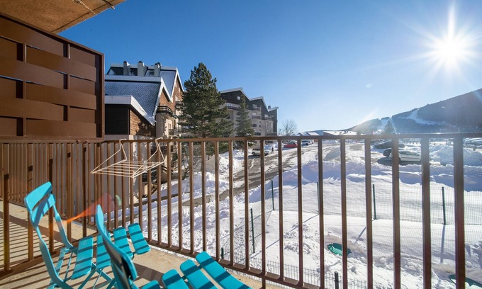Les Angles Apartment | L'Ourson - Studio avec balcon plein sud