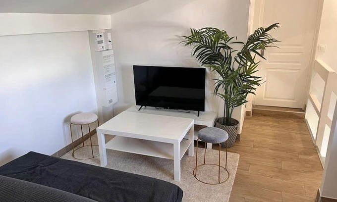 Livry-Gargan Apartment | L07 Paris Aéroport CDG Disneyland Parc des exposition