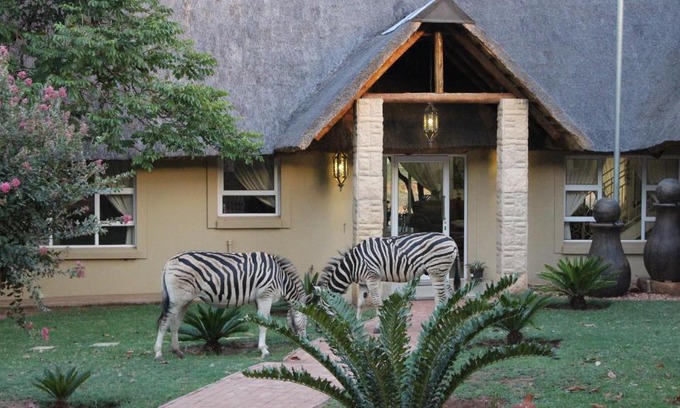 Vaalwater House | La Barune Game Lodge