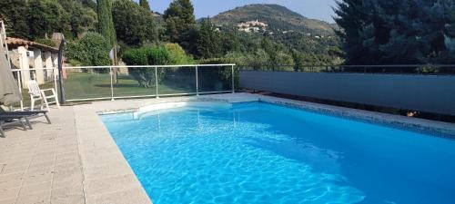 Castagniers Bed & Breakfast | La Bastide, Chambre d'hôtes