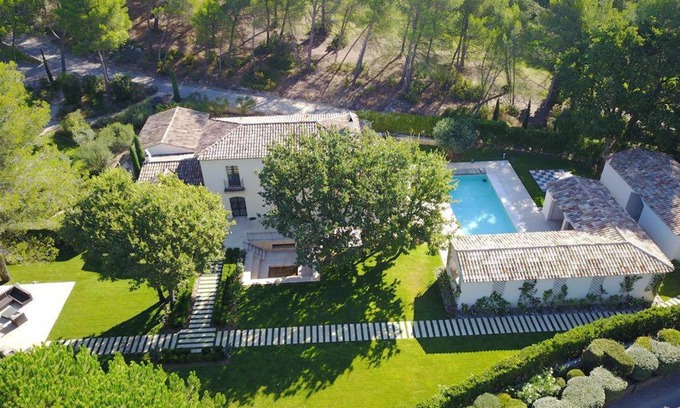Pont Royal Bed & Breakfast | La Bastide des Rosiers