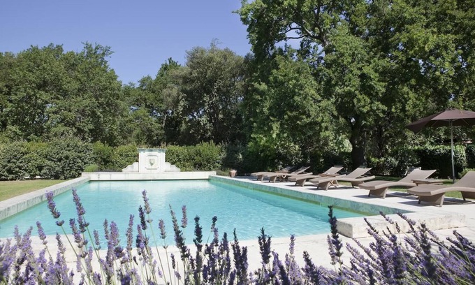 Maubec Hotel | La Bastide du bois Bréant