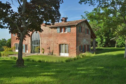 Saint-Genies-Bellevue Bed & Breakfast | La Bastide rouge
