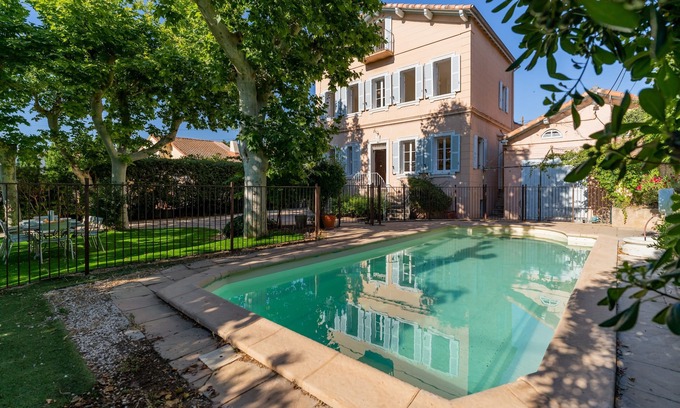 Montolivet House | La Bastidonne - Votre Havre Provençal à Marseille