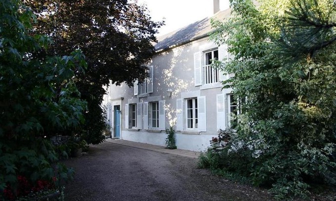 Saint-Andelain House | La Belle des Champs