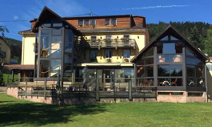 Saulxures Bed & Breakfast | La Belle Vue