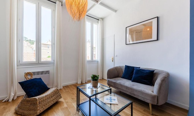 Vauban Apartment | La Bonne Mère - Superbe appartement vue Notre Dame