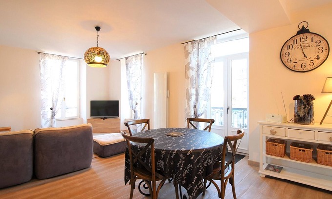 La Bourboule Apartment | La Bourboule: Elegant 2-Bedroom Apartment with Balcony, Parking, and Wi-Fi