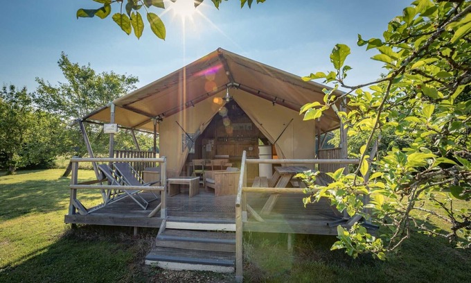 Saires Ski Chalet | "La Briande" safari lodge tent