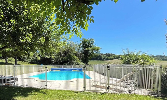 Nanteuil-de-Bourzac House | La Cotte country home for family break in perigord