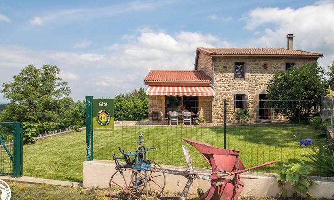 Saint-Gervais-sous-Meymont House | La Charrue - Saint-gervais-sous-meymont