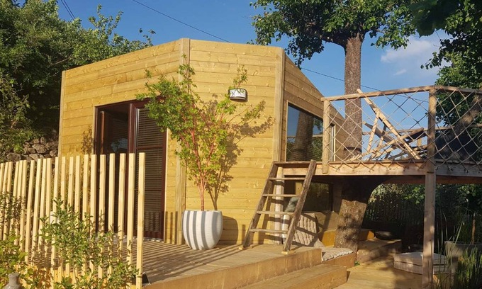 Vernoux-en-Vivarais Cabin | La Cabane à thé