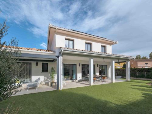 Vias Villa | La cabane