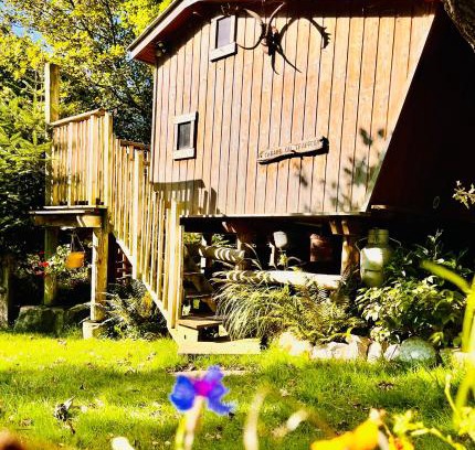 Ecrainville Other | La cabane perchée du trappeur