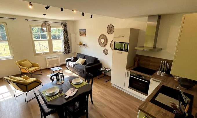 Arry House | La Cabarette