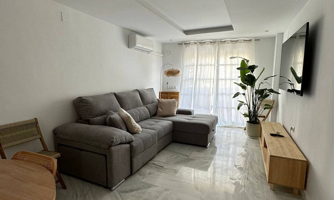 La Cala del Moral Apartment | La Cala Beach Home