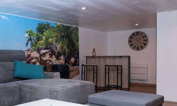 Tourcoing House | La calaisienne - Big house 6 bdrms-Private cinema & bar-Tourcoing