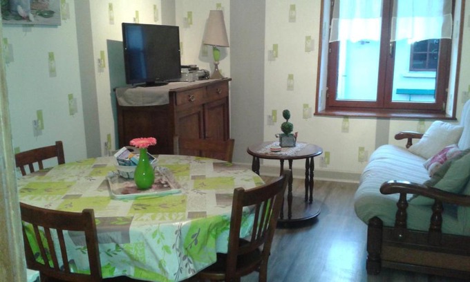 Saint-Jean-du-Marche House | La Calougeotte Jeanne