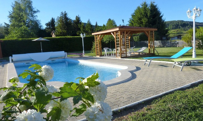 Saint-Just-en-Chevalet House | "LA CAMPAGNARDE" holiday cottage for 4 people with swimming pool.