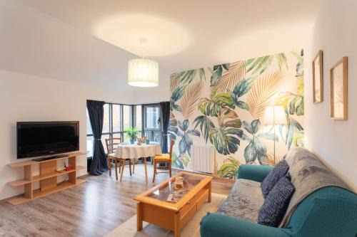 Dinan - Saint-Malo Apartment | La Canopée Urbaine - Apt centre-ville avec parking