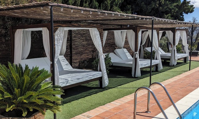Murchas Bed & Breakfast | La Cañota Superior King Room Adults Only, bedroom and ensuite bathroom and WIFI