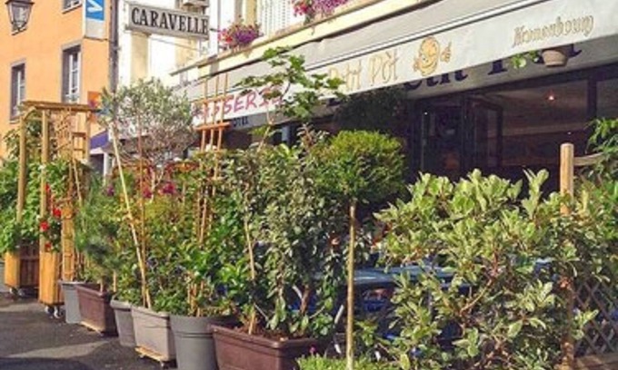 Riom Hotel | La Caravelle