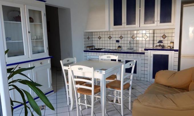 Fiumicello Santa Venere Apartment | La casa Bianca