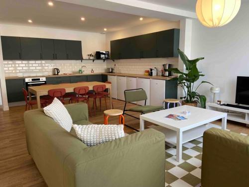 Angers House | La Casa Calot