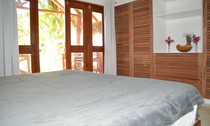 La Ceiba House | La casa de Simon 2...